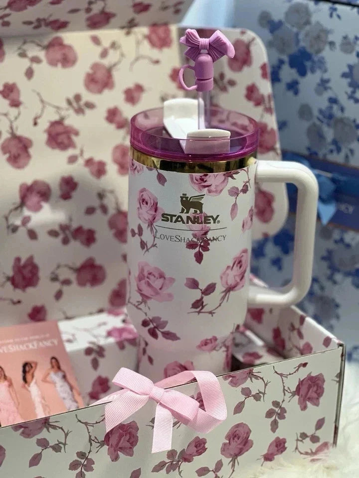 Stanley Quencher H2.0 40 oz x LoveShackFancy Rosa Tumbler – Gift Box